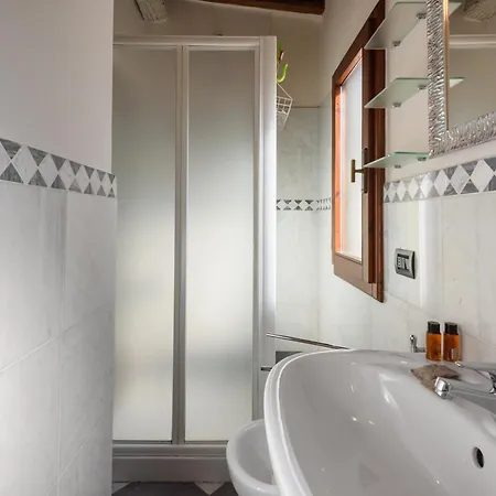 Finestra Sulle Cappelle Medicee By Mmega Apartment