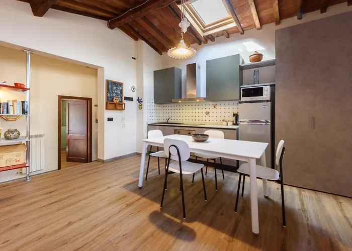 Finestra Sulle Cappelle Medicee By Mmega * Firenze